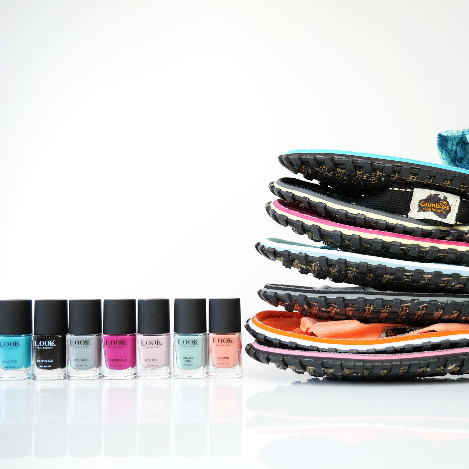 GUMBIES Teenscheidingsset - ZWART met diepzwarte nagellak GUMBIES Teenscheidingsset - ZWART met diepzwarte nagellak